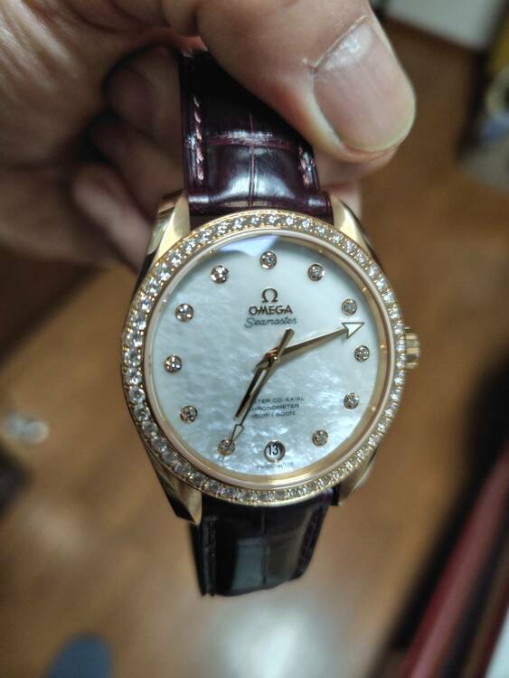 オメガ シーマスター シーマスター アクアテラ 150M 231.58.39.21.55.001（高級時計）の商品画像 - 査定依頼日：2025年12月13日 - 最高査定価格：2,700,000円