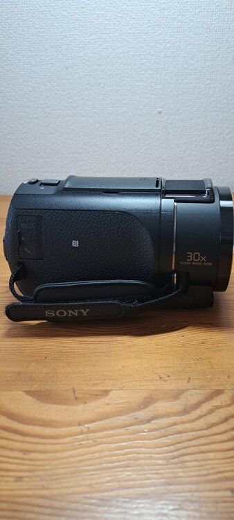 SONY 4K HANDYCAM FDR-AX45（カメラ）の商品画像 - 査定依頼日：2026年5月25日 - 最高査定価格：64,100円