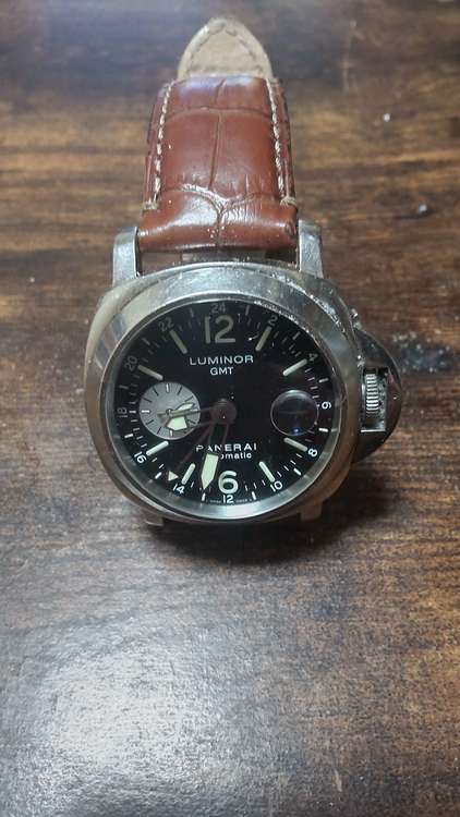 パネライルミノールGMT（高級時計）の商品画像 - 査定依頼日：2023年5月17日 - 最高査定価格：450,000円