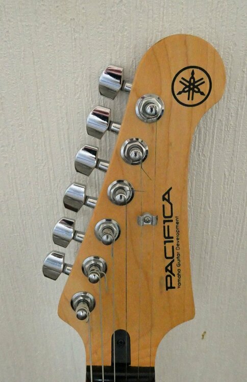 PACIFICA 112V オールドバイオリンサンバースト(OVS)（ピアノ・楽器・PA機材）の商品画像 - 査定依頼日：2026年8月27日 - 最高査定価格：100,000円