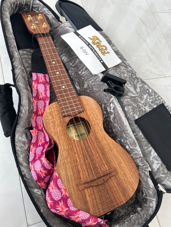 Kelli S-G/N（ピアノ・楽器・PA機材）の商品画像 - 査定依頼日：2025年11月11日 - 最高査定価格：24,000円