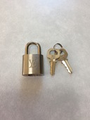 LOUIS VUITTON パドロック