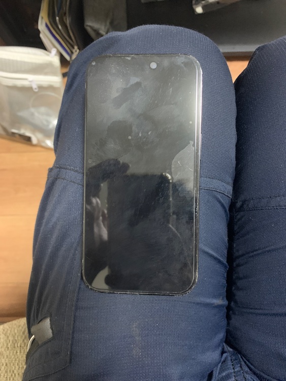 iPhone 15 Pro 256GB au（スマホ）の商品画像 - 査定依頼日：2025年10月17日 - 最高査定価格：80,000円