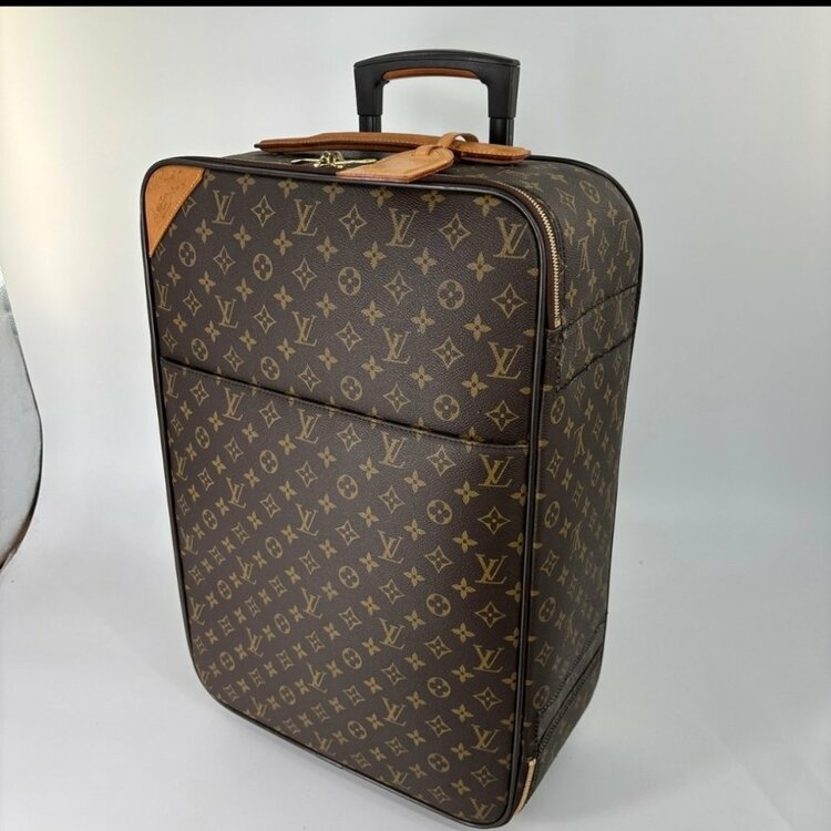 ルイヴィトン モノグラム ペガス55 キャリーバッグ（ブランドバッグ）の商品画像 - 査定依頼日：2026年3月6日 - 最高査定価格：100,000円