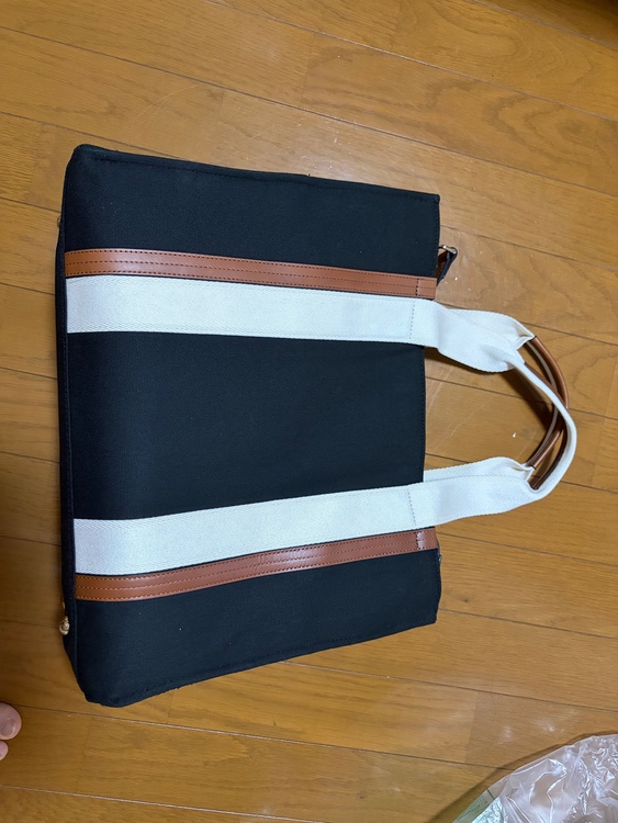 その他 クロエ（ブランドバッグ）の商品画像 - 査定依頼日：2026年6月4日 - 最高査定価格：30,000円