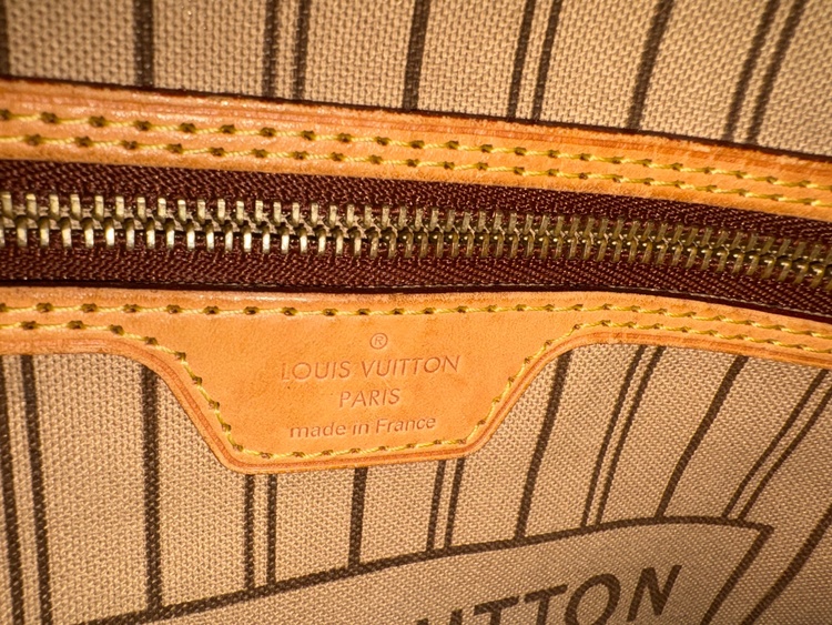 ルイヴィトン ネヴァーフル （ブランドバッグ）の商品画像 - 査定依頼日：2026年4月7日 - 最高査定価格：155,000円