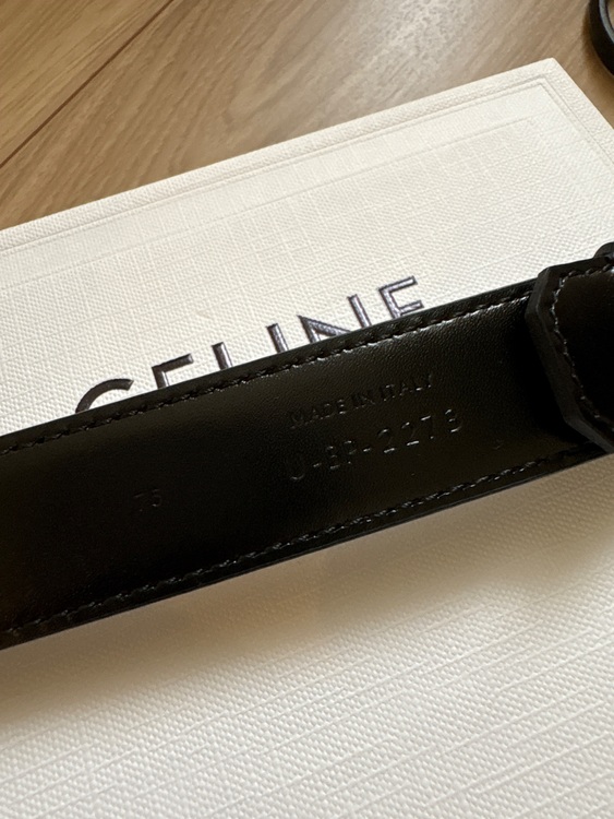 セリーヌ  （ブランドバッグ）の商品画像 - 査定依頼日：2025年8月12日 - 最高査定価格：50,000円