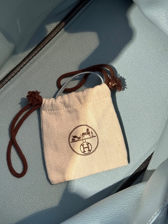 エルメス バーキン （ブランドバッグ）の商品画像 - 査定依頼日：2025年11月13日 - 最高査定価格：1,400,000円