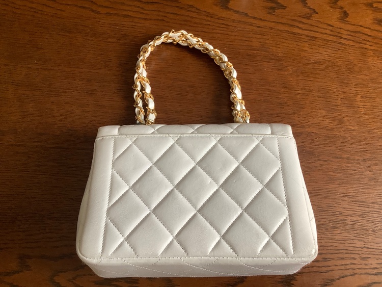 シャネル シャネル(その他) （ブランドバッグ）の商品画像 - 査定依頼日：2026年1月18日 - 最高査定価格：400,000円