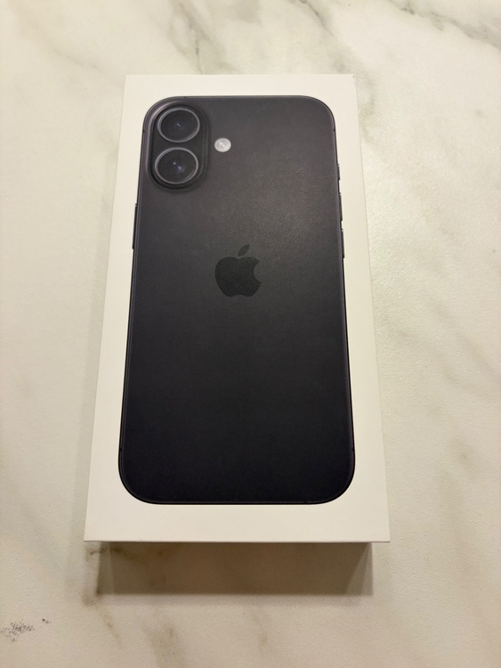 iPhone iPhone 16 128GB SIMフリー（スマホ）の商品画像 - 査定依頼日：2026年6月8日 - 最高査定価格：88,000円