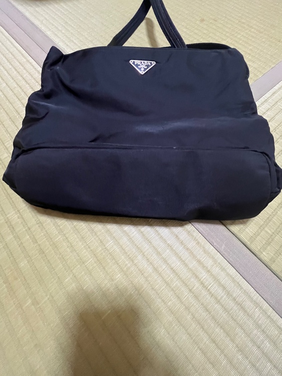 プラダ（ブランドバッグ）の商品画像 - 査定依頼日：2026年9月27日 - 最高査定価格：30,000円