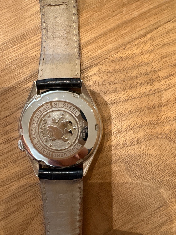 セイコー グランドセイコー 9s6（高級時計）の商品画像 - 査定依頼日：2025年12月20日 - 最高査定価格：260,000円