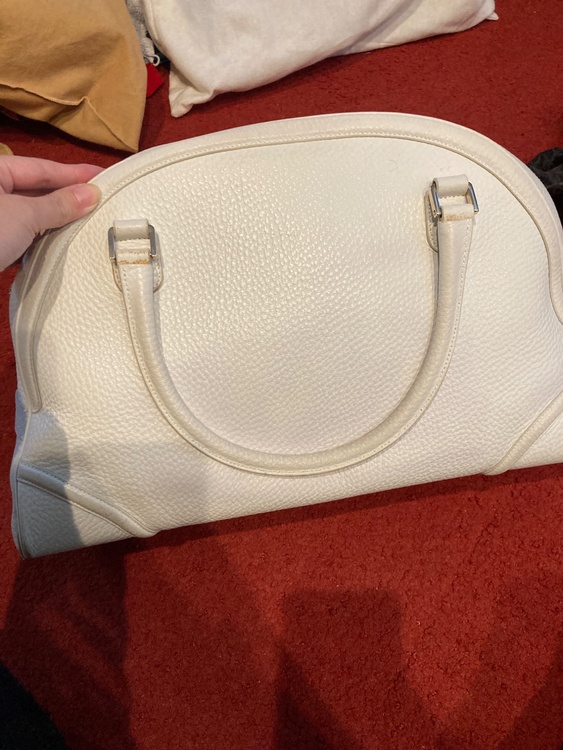 バッグ（ブランドバッグ）の商品画像 - 査定依頼日：2025年12月12日 - 最高査定価格：35,000円