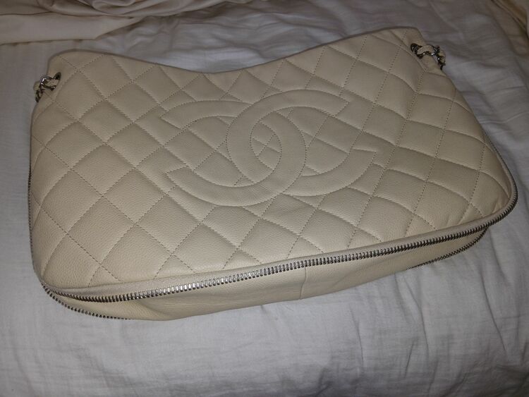 シャネル その他 CHANELチェーントートバックマトラッセベージュ（高級時計）の商品画像 - 査定依頼日：2025年8月26日 - 最高査定価格：225,000円