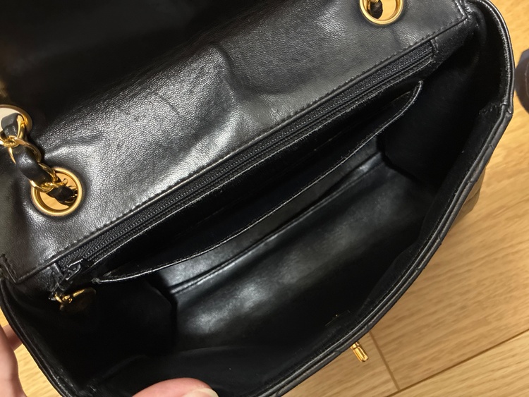ヴィンテージ　シャネル　マトラッセ（ブランドバッグ）の商品画像 - 査定依頼日：2026年10月6日 - 最高査定価格：100,000円