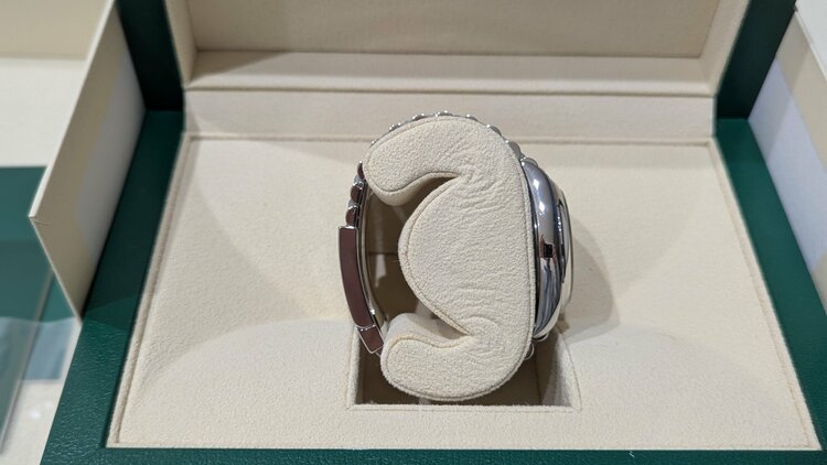 126200（高級時計）の商品画像 - 査定依頼日：2026年2月15日 - 最高査定価格：1,550,000円