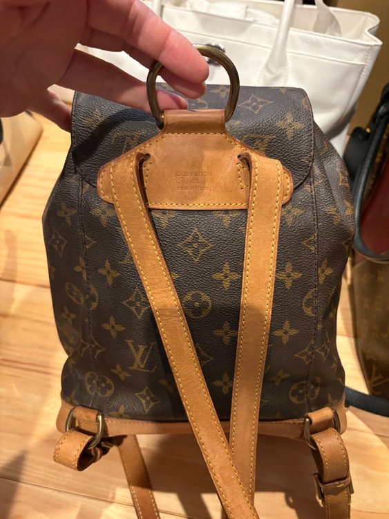 モンスリ（ブランドバッグ）の商品画像 - 査定依頼日：2026年3月24日 - 最高査定価格：100,000円