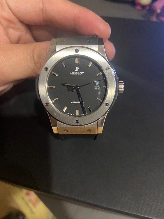 ウブロ クラシックフュージョン （高級時計）の商品画像 - 査定依頼日：2026年1月7日 - 最高査定価格：600,000円