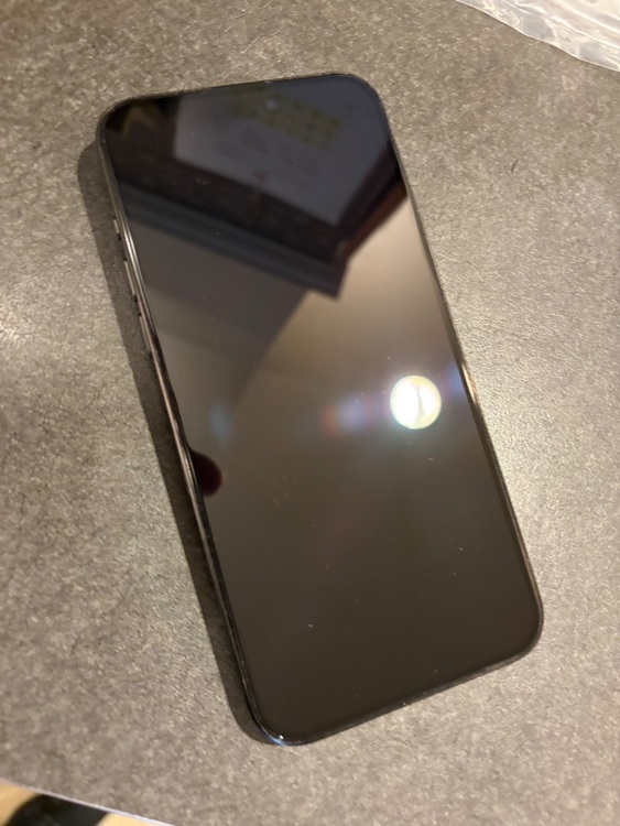 iPhone 15 Pro Max 256GB 楽天モバイル（スマホ）の商品画像 - 査定依頼日：2025年9月10日 - 最高査定価格：115,000円