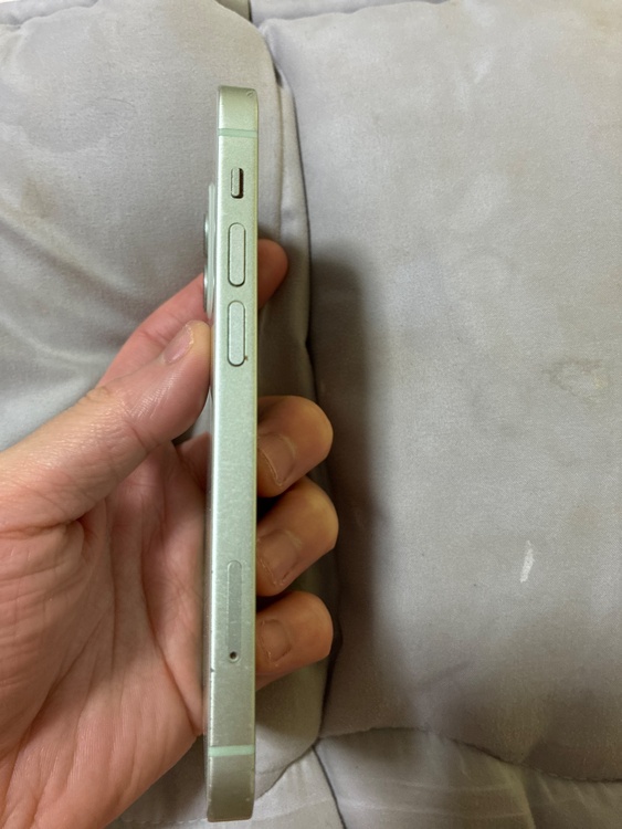 iPhone iPhone 12 mini 64GB 楽天モバイル（スマホ）の商品画像 - 査定依頼日：2026年8月13日 - 最高査定価格：19,000円
