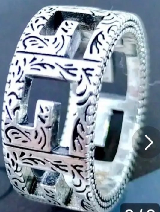 GUCCIスクエアGリングシルバー（金・貴金属）の商品画像 - 査定依頼日：2023年6月4日 - 最高査定価格：35,000円