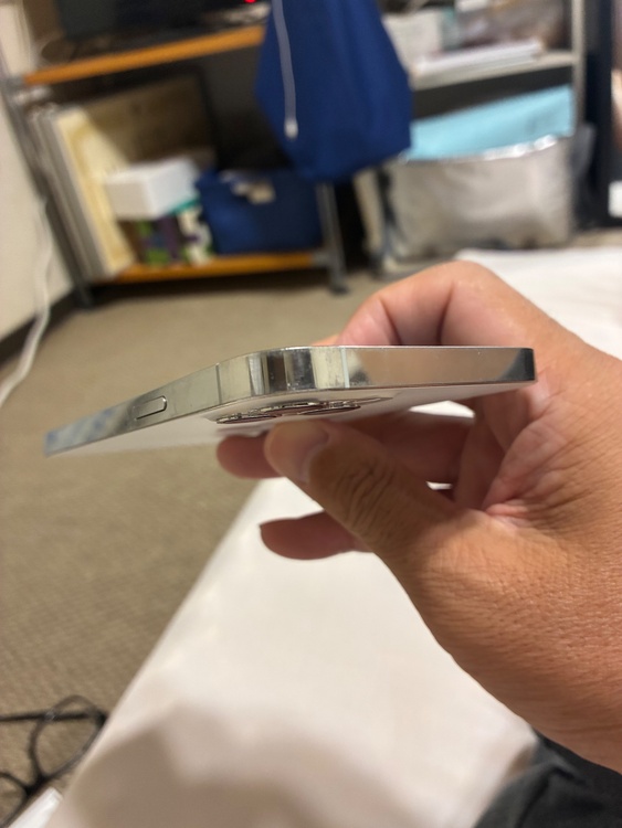 iPhone iPhone 12 Pro 128GB Softbank（スマホ）の商品画像 - 査定依頼日：2026年6月30日 - 最高査定価格：26,500円