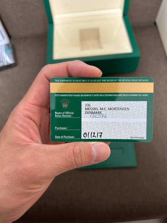 ロレックス サブマリーナー 116618l（高級時計）の商品画像 - 査定依頼日：2025年12月29日 - 最高査定価格：5,000,000円