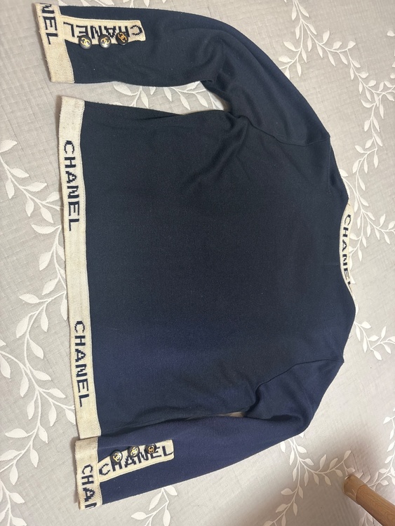 シャネルカーディガン（古着・ファッション）の商品画像 - 査定依頼日：2025年12月22日 - 最高査定価格：30,000円