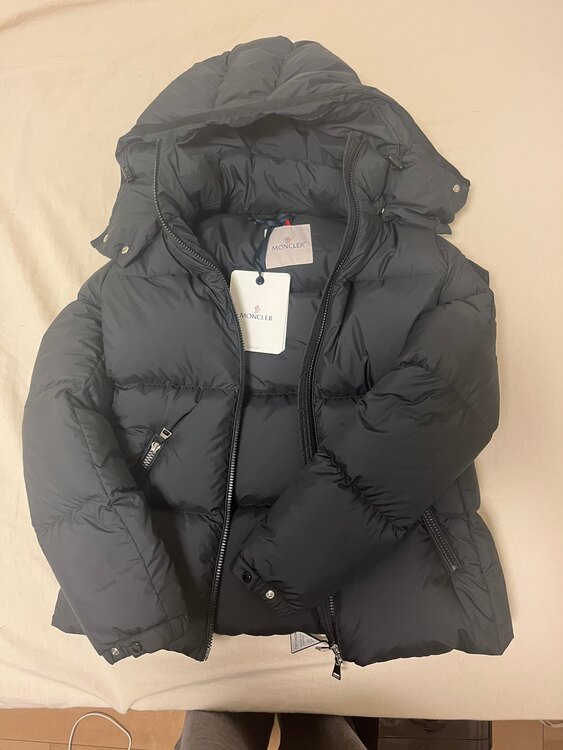 FOURMINES（古着・ファッション）の商品画像 - 査定依頼日：2025年1月16日 - 最高査定価格：10,000円