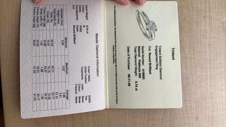 デビアス　ダイヤモンドリング（宝石）の商品画像 - 査定依頼日：2024年5月26日 - 最高査定価格：400,000円