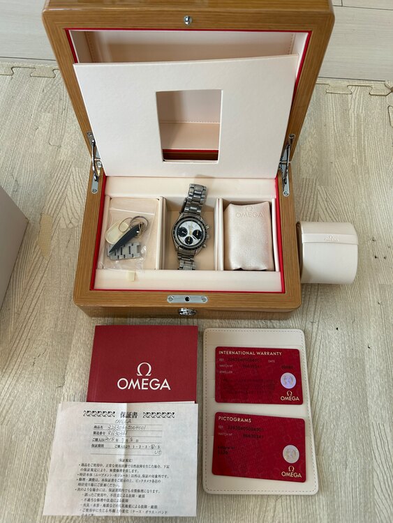 オメガ スピードマスター 326.30.40.50.04.001（高級時計）の商品画像 - 査定依頼日：2025年5月24日 - 最高査定価格：400,000円