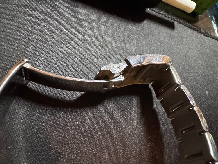 GMTマスター（高級時計）の商品画像 - 査定依頼日：2025年10月27日 - 最高査定価格：2,600,000円