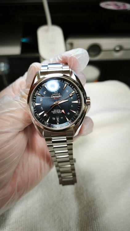 オメガ シーマスター 231.10.43.22.03.001（高級時計）の商品画像 - 査定依頼日：2025年10月11日 - 最高査定価格：550,000円