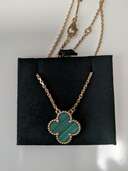 ヴァンクリーフ&アーペルヴィンテージアルハンブラネックレスマラカイト（宝石）の商品画像 - 査定依頼日：2025年1月6日 - 最高査定価格：400,000円