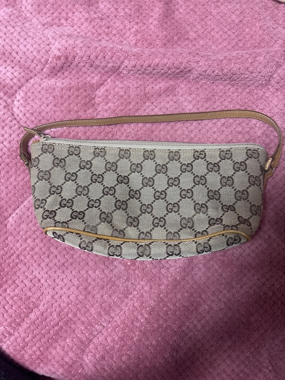 グッチ  （ブランドバッグ）の商品画像 - 査定依頼日：2025年12月29日 - 最高査定価格：13,000円