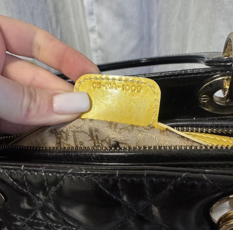 ディオール  （ブランドバッグ）の商品画像 - 査定依頼日：2026年1月28日 - 最高査定価格：180,000円