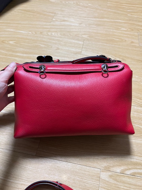 フェンディ  （ブランドバッグ）の商品画像 - 査定依頼日：2025年9月22日 - 最高査定価格：88,000円