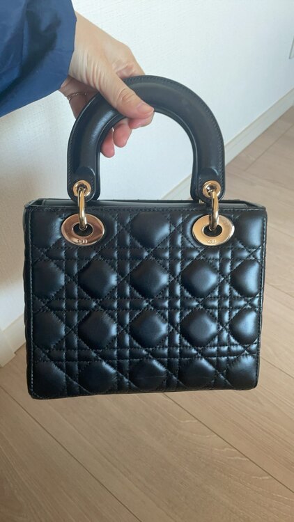 ディオール  （ブランドバッグ）の商品画像 - 査定依頼日：2024年12月25日 - 最高査定価格：200,000円