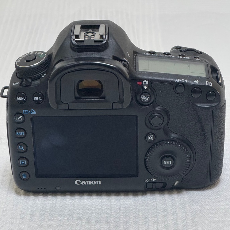 EOS 5D mark3 EF24-105 L IS USMキット（カメラ）の商品画像 - 査定依頼日：2025年11月19日 - 最高査定価格：80,000円