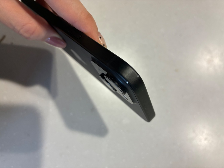 iPhone 15 128GB SIMフリー（スマホ）の商品画像 - 査定依頼日：2026年2月2日 - 最高査定価格：60,000円