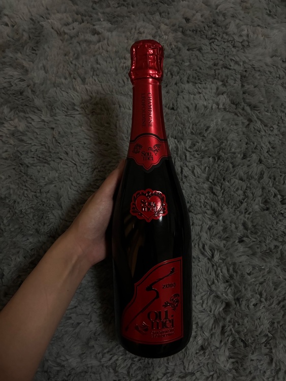 シャンパン シャンパン(その他)（お酒）の商品画像 - 査定依頼日：2026年10月8日 - 最高査定価格：75,000円