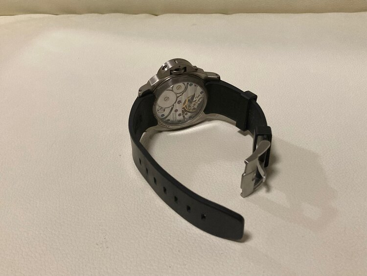 パネライ ルミノール pam00176（高級時計）の商品画像 - 査定依頼日：2025年5月1日 - 最高査定価格：500,000円