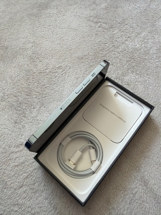 iPhone 13 Pro 128GB au（スマホ）の商品画像 - 査定依頼日：2026年5月10日 - 最高査定価格：46,000円