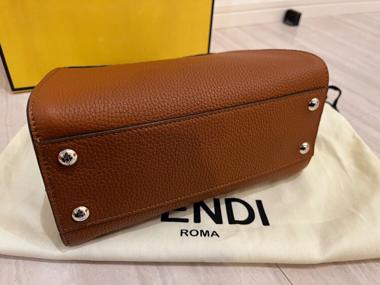 ピーカブーセレリアスモール（ブランドバッグ）の商品画像 - 査定依頼日：2025年1月28日 - 最高査定価格：130,000円