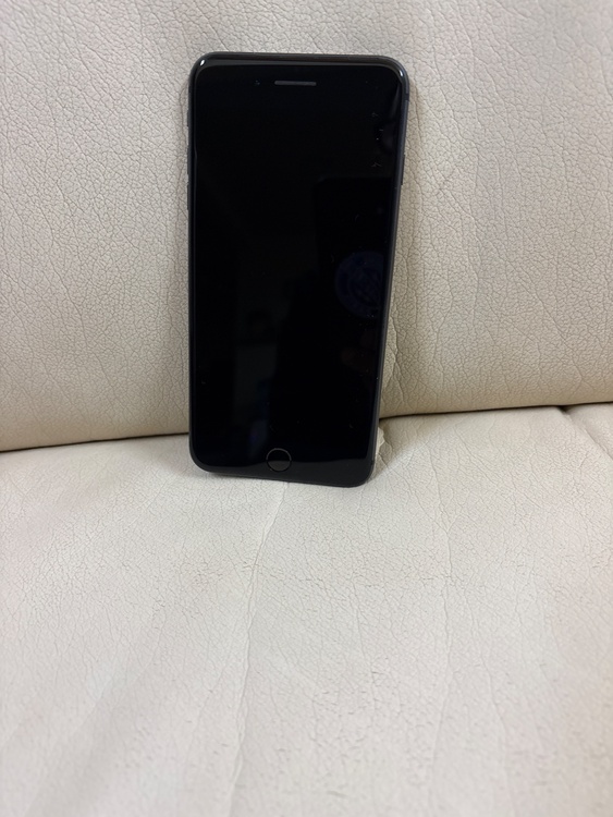 iPhone8 Plus 64GB docomo（スマホ）の商品画像 - 査定依頼日：2026年2月17日 - 最高査定価格：7,000円