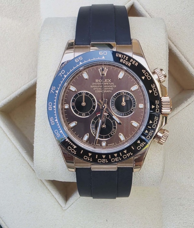Daytona Everose Gold Oysterflex:（高級時計）の商品画像 - 査定依頼日：2026年6月18日 - 最高査定価格：6,800,000円