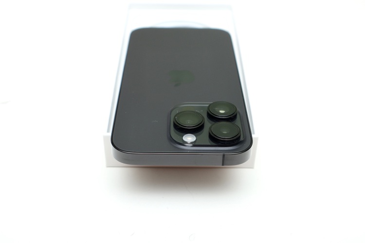 iPhone14pro 256GB スペースブラック（スマホ）の商品画像 - 査定依頼日：2025年10月5日 - 最高査定価格：79,000円