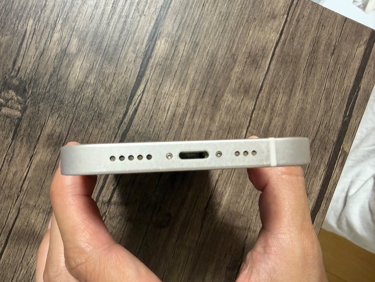 iPhone iPhone 14 256GB SIMフリー（スマホ）の商品画像 - 査定依頼日：2026年8月10日 - 最高査定価格：47,000円