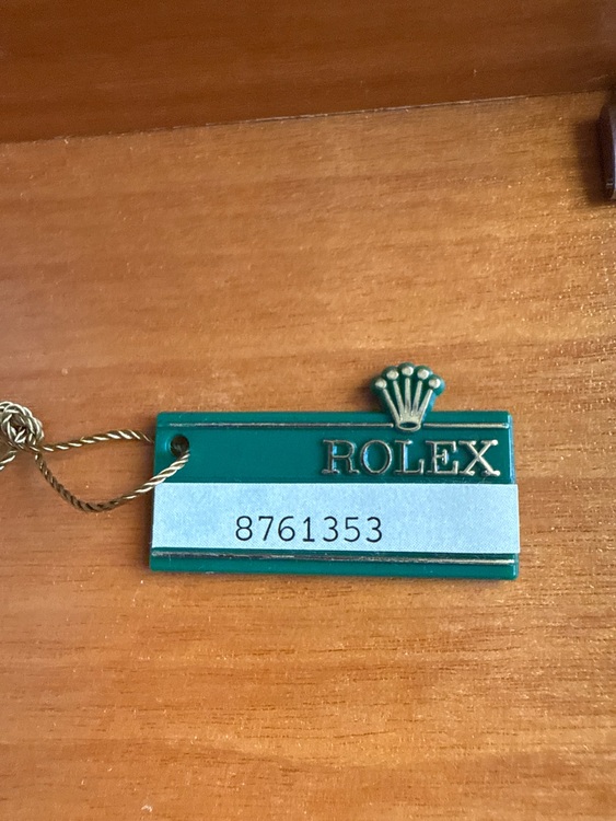 ロレックス サブマリーナー 876135（高級時計）の商品画像 - 査定依頼日：2025年6月17日 - 最高査定価格：2,400,000円