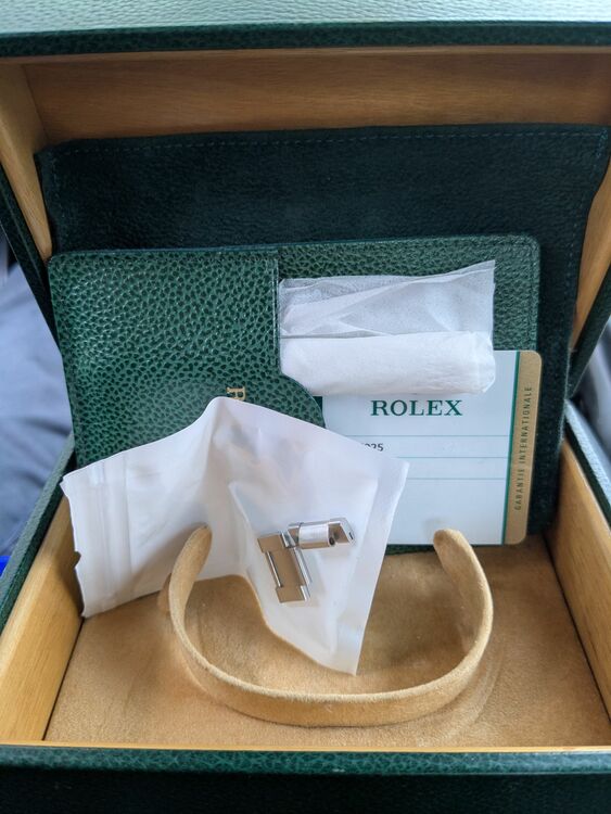 ロレックス シードゥエラー 126600（高級時計）の商品画像 - 査定依頼日：2025年10月29日 - 最高査定価格：1,800,000円